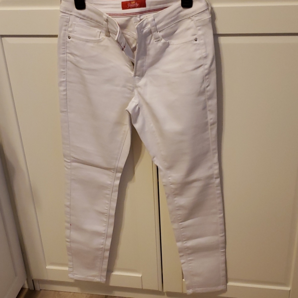ROYALTY SKINNY JEANS